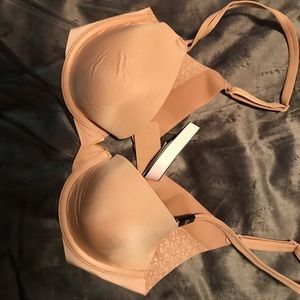 Victoria Secret bra size 32C
